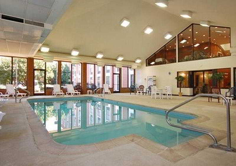 Holiday Inn Express Fredericksburg - Southpoint By Ihg Facilidades foto