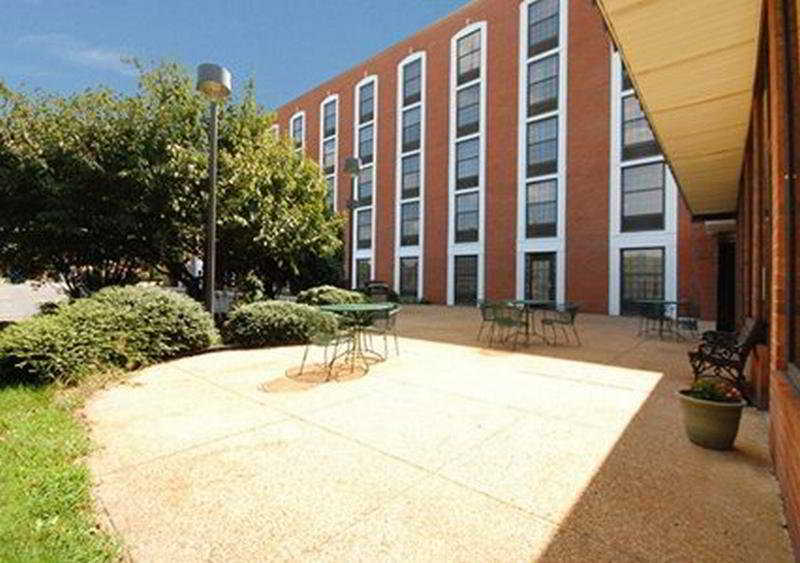 Holiday Inn Express Fredericksburg - Southpoint By Ihg Exterior foto