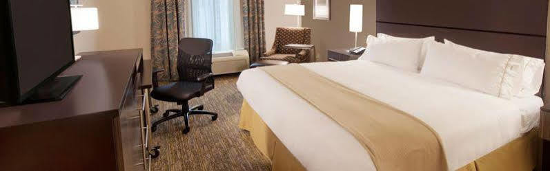 Holiday Inn Express Fredericksburg - Southpoint By Ihg Exterior foto
